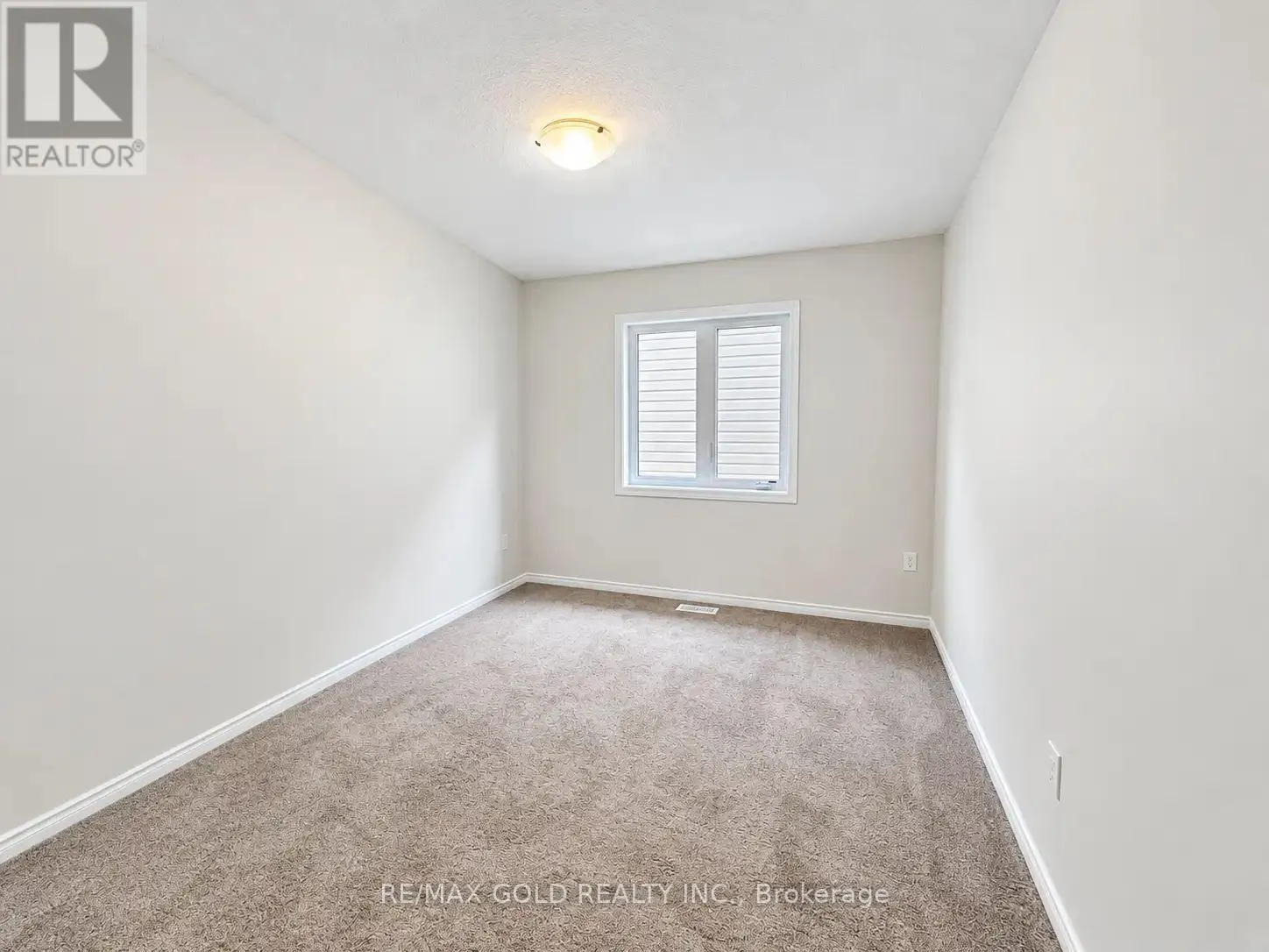 26 ALEXANDRA DRIVE