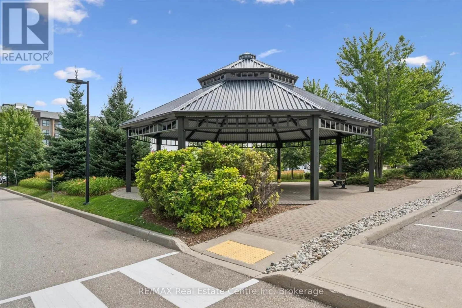 103 - 25 KAY CRESCENT #103