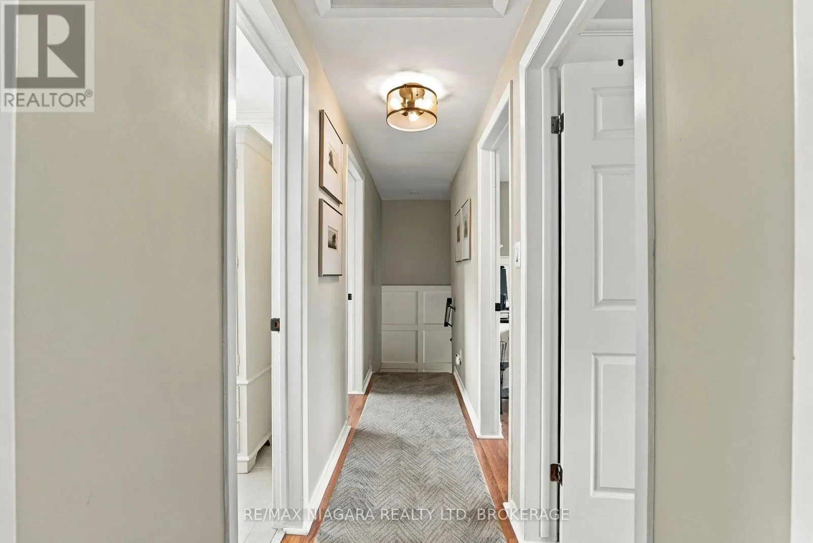 7 COLONEL BUTLER CRESCENT