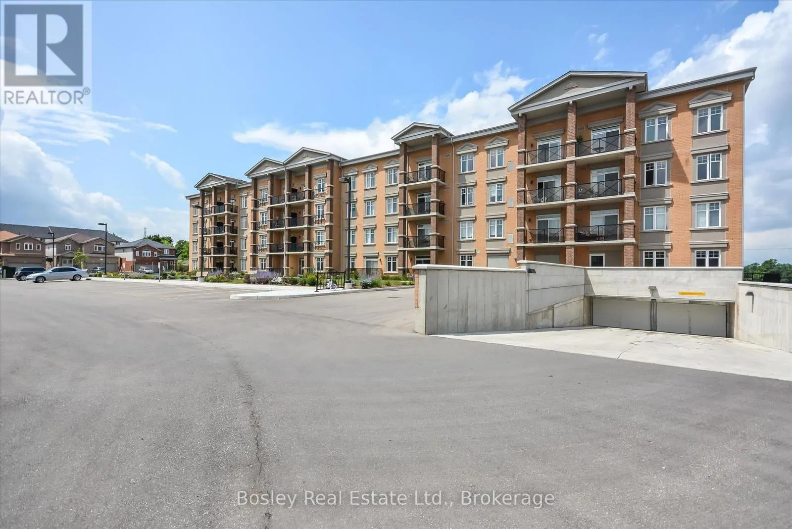 314 - 2 COLONIAL DRIVE #314