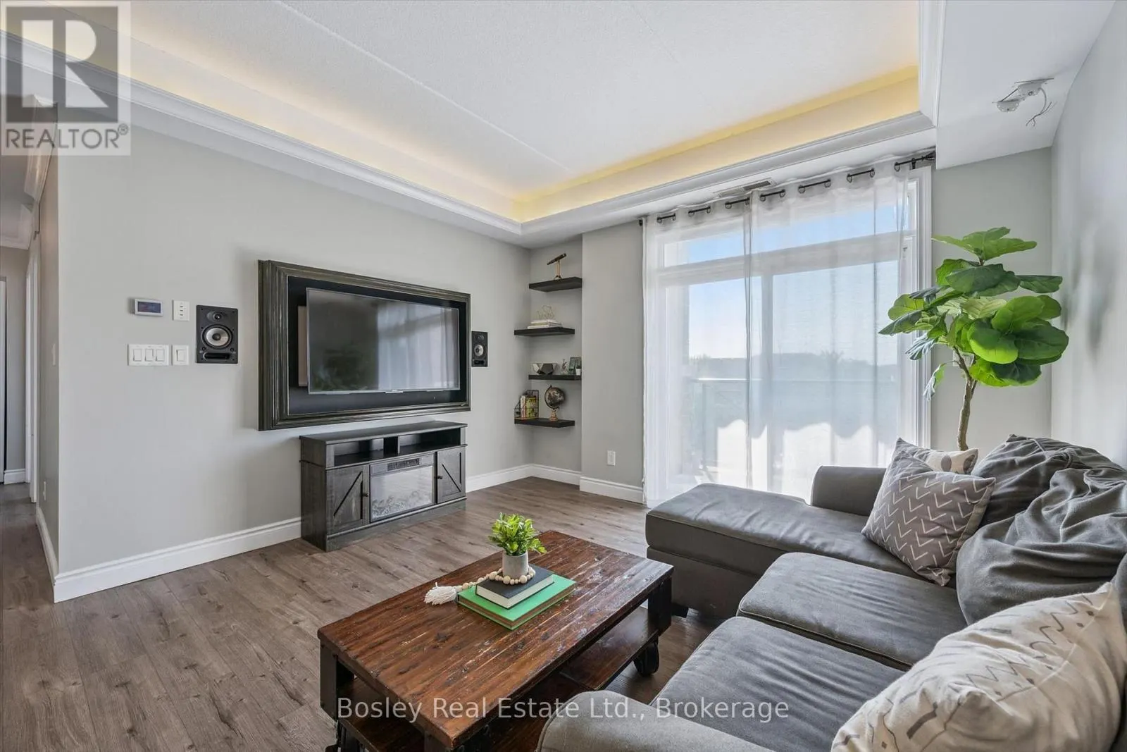 314 - 2 COLONIAL DRIVE #314