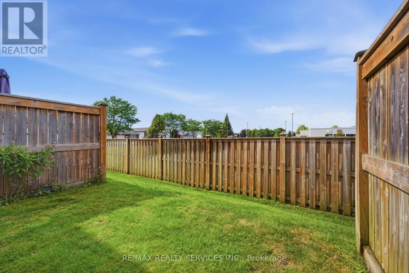 5 - 7768 ASCOT CIRCLE