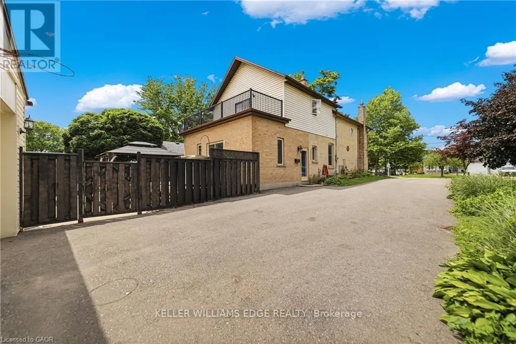 32 CLENCH AVENUE