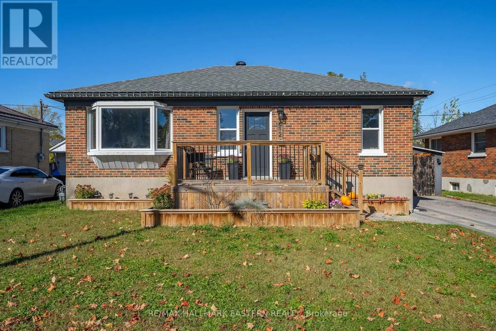 612 CRAWFORD DRIVE