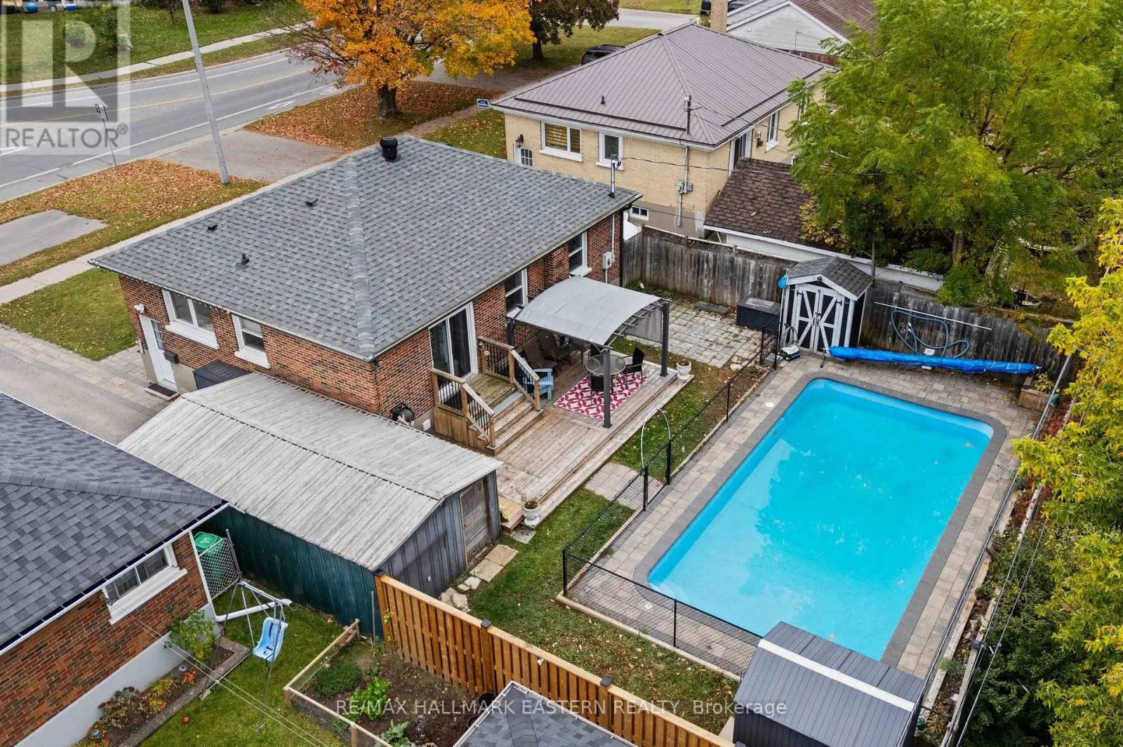 612 CRAWFORD DRIVE