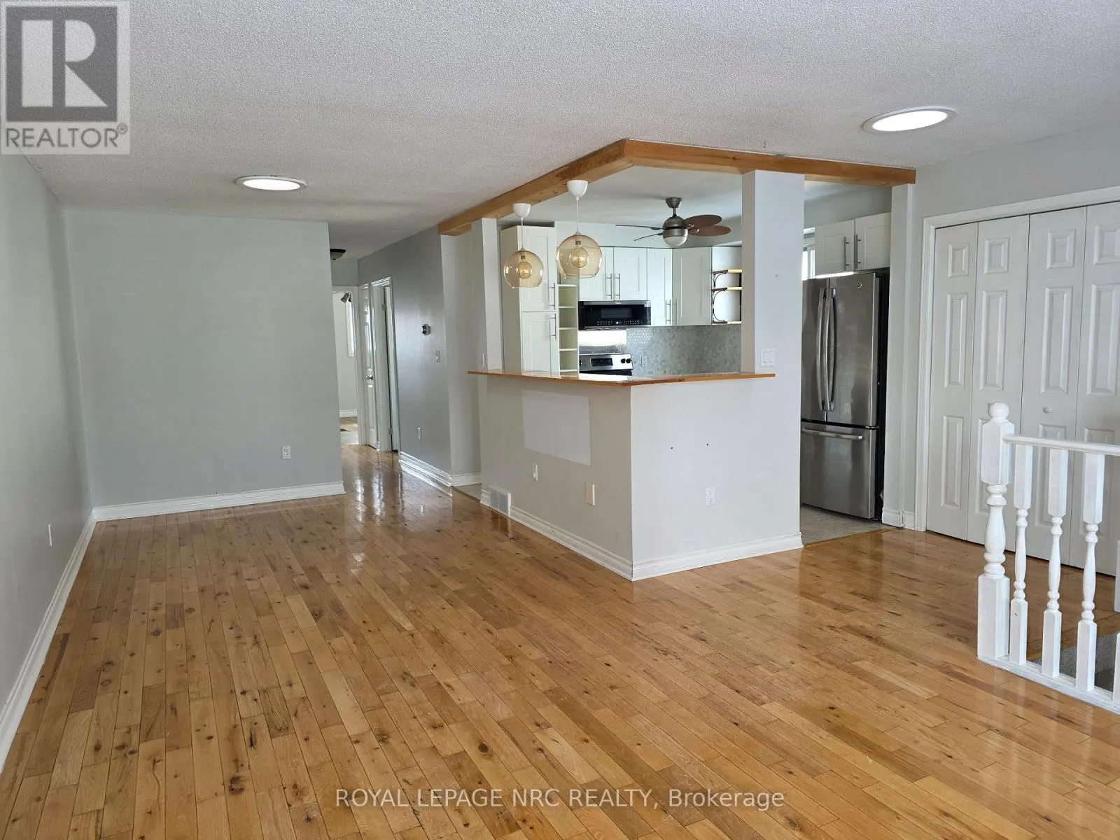 37 FOX TRAIL DRIVE
