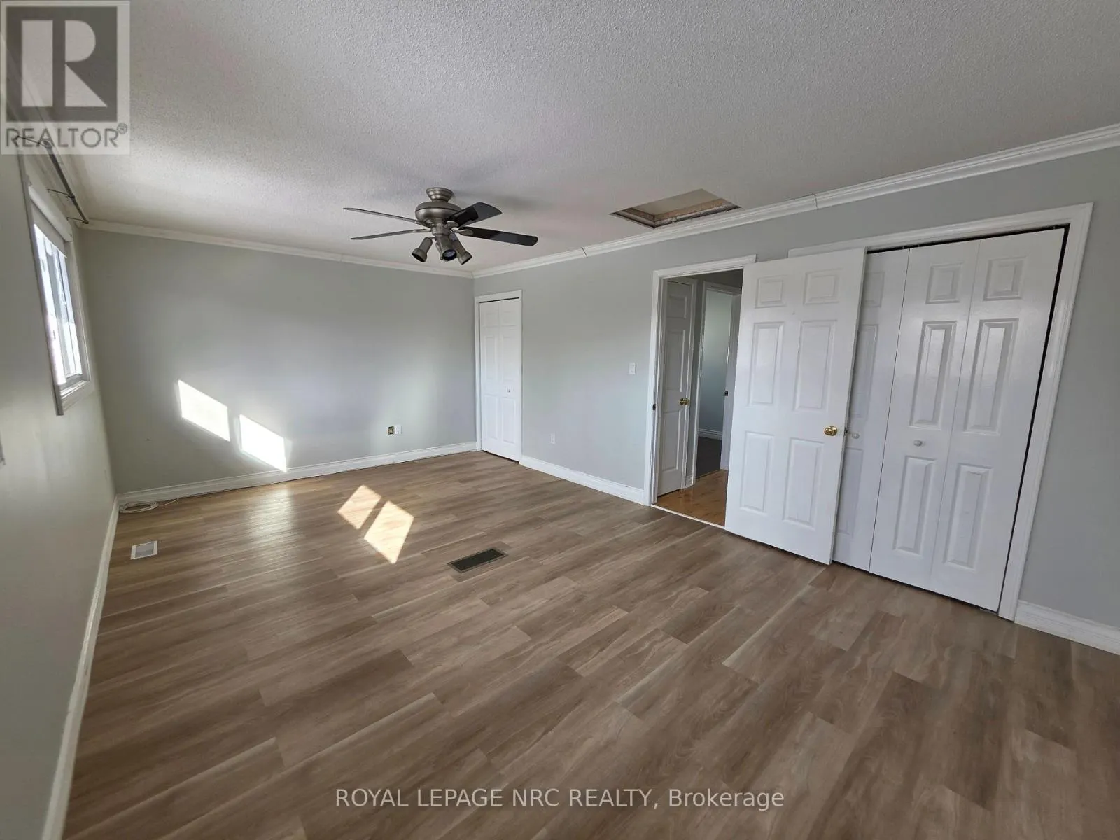 37 FOX TRAIL DRIVE