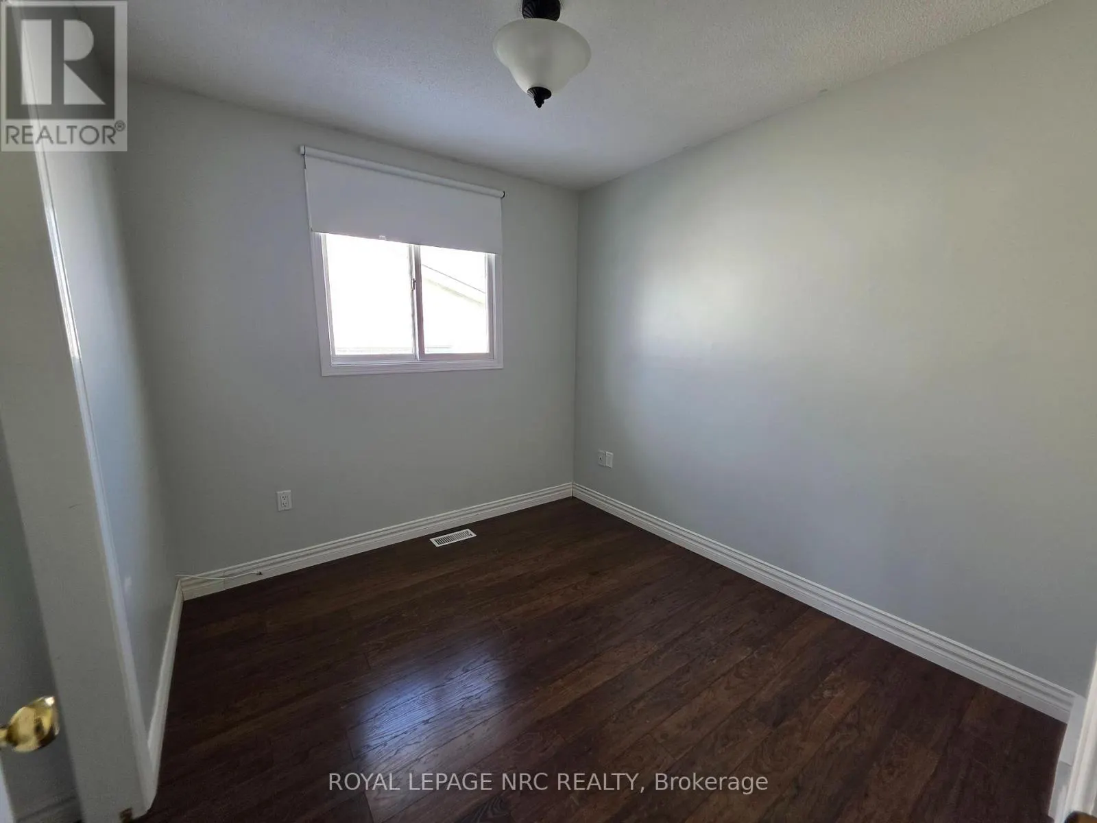 37 FOX TRAIL DRIVE