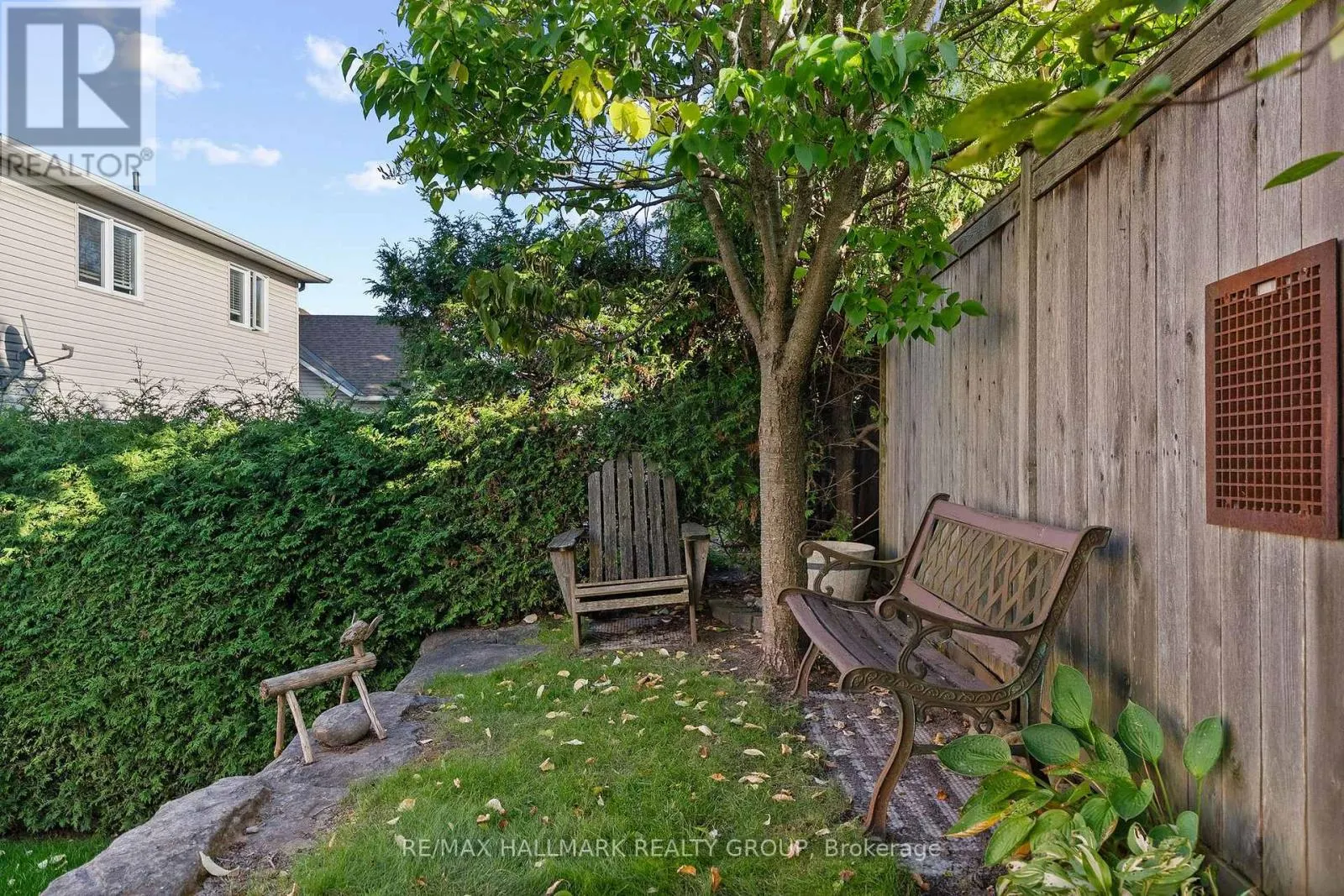 95 LLOYDALEX CRESCENT