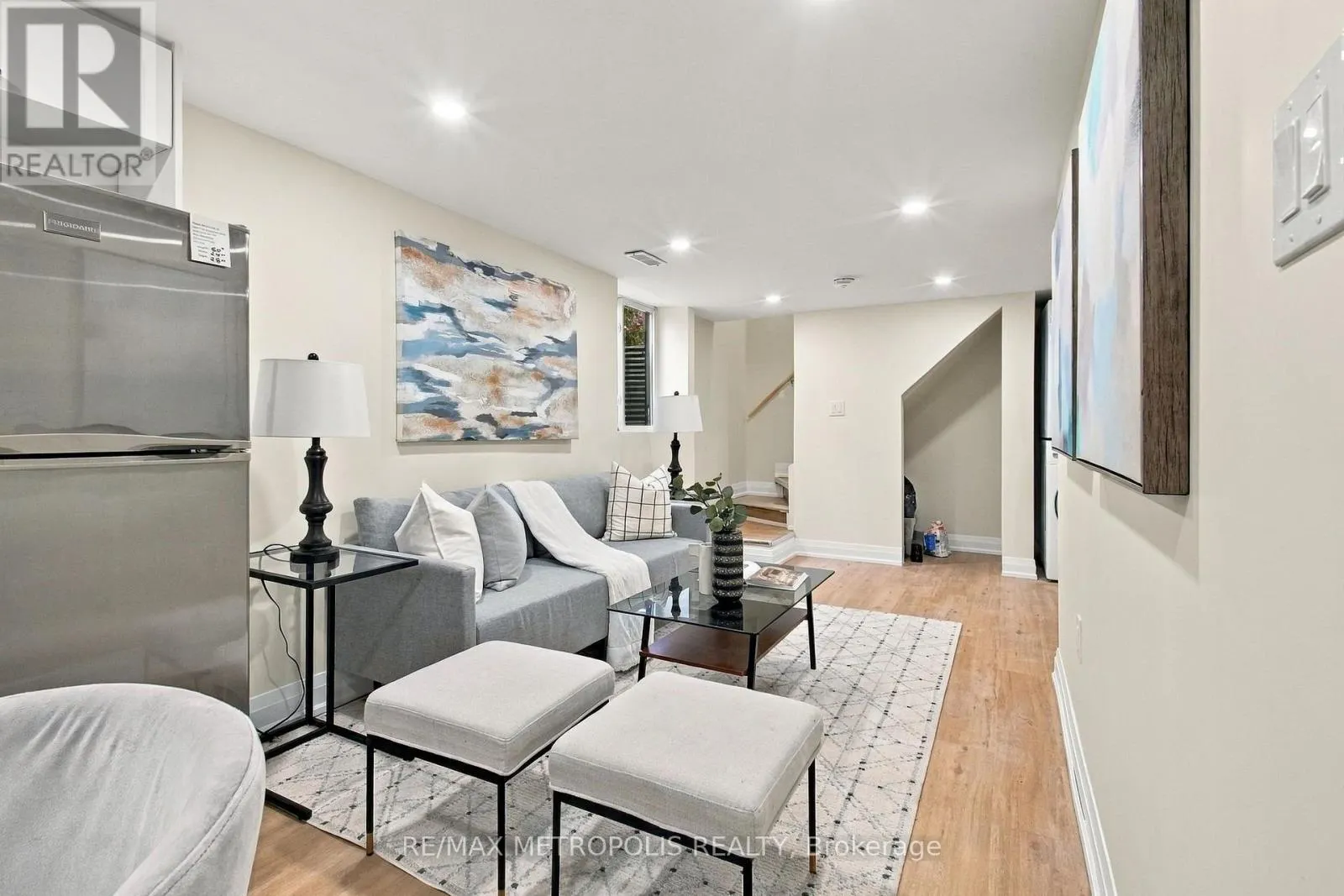 488 MCKELLAR STREET