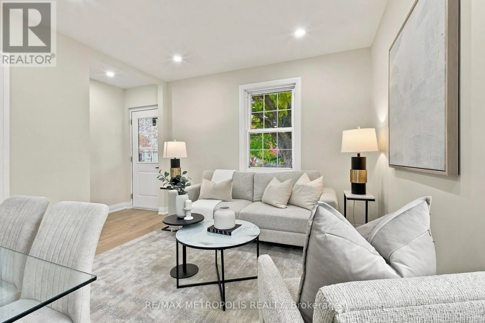 488 MCKELLAR STREET