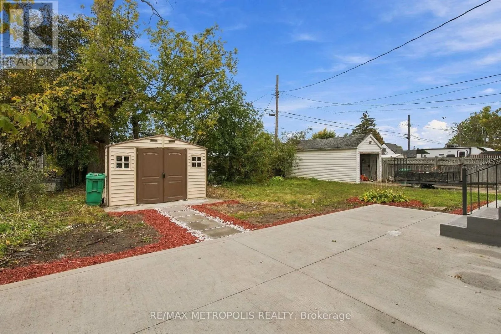 488 MCKELLAR STREET