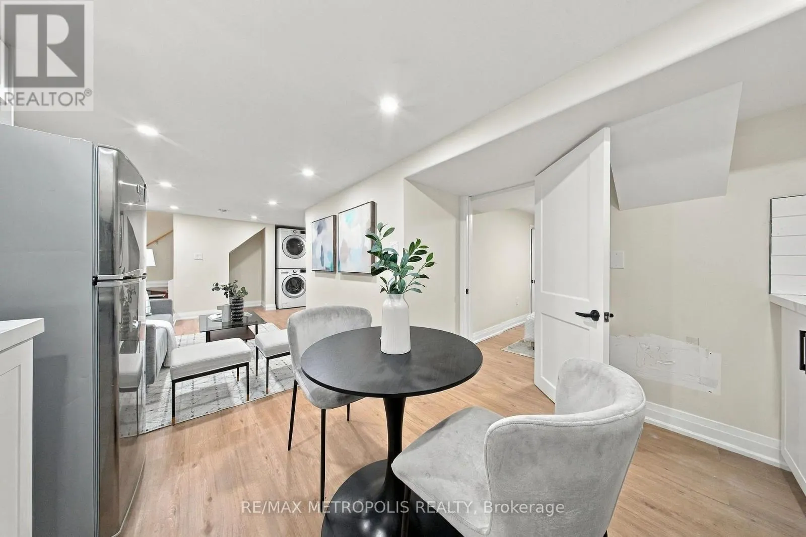 488 MCKELLAR STREET