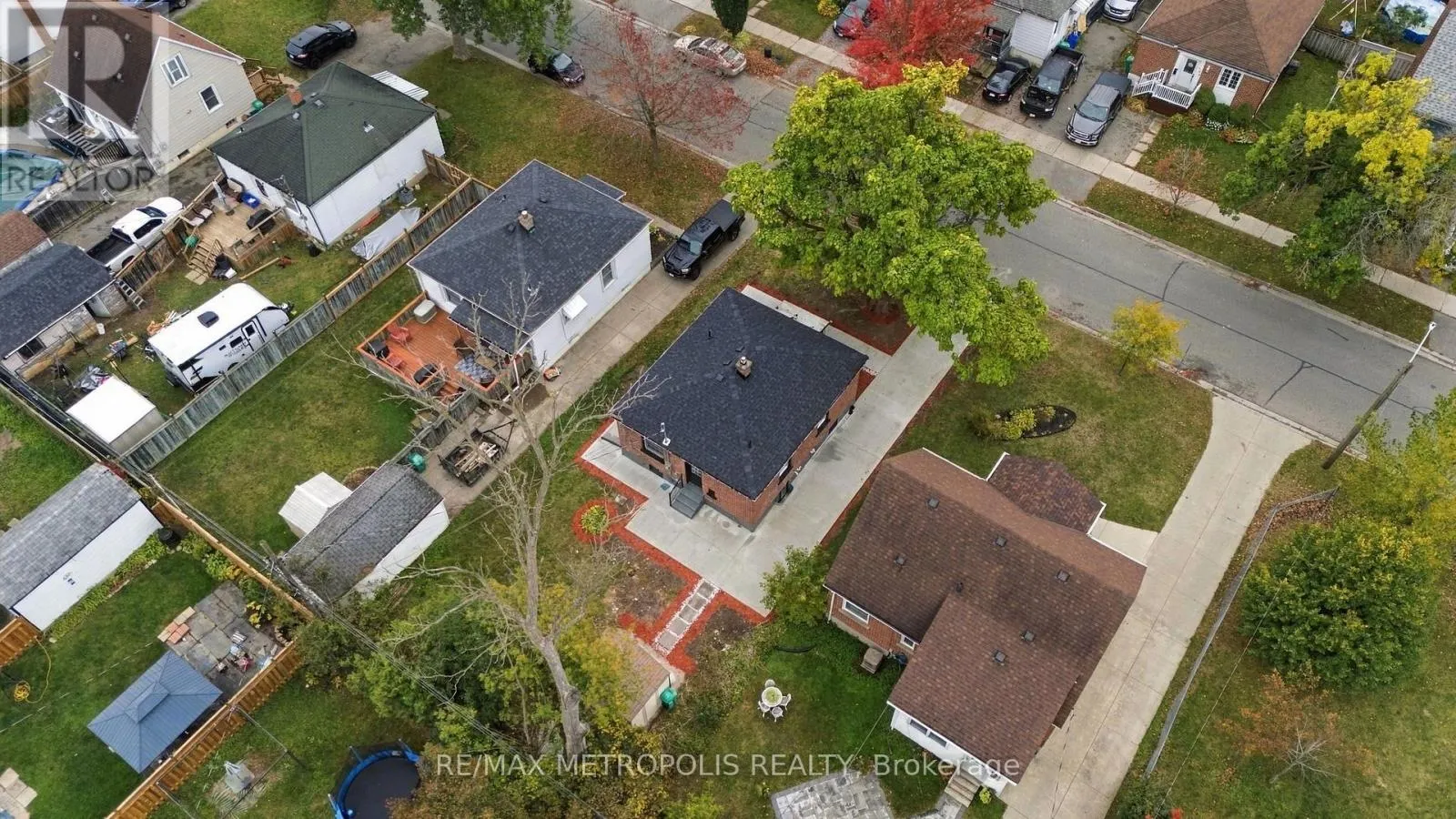 488 MCKELLAR STREET