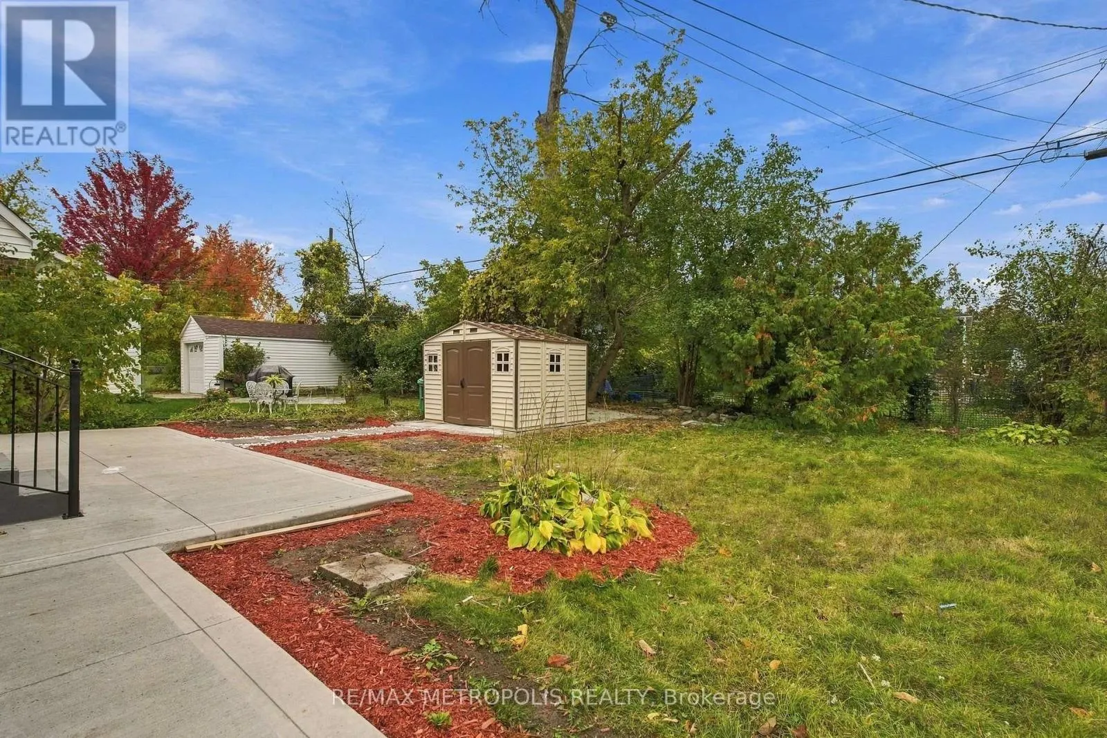 488 MCKELLAR STREET