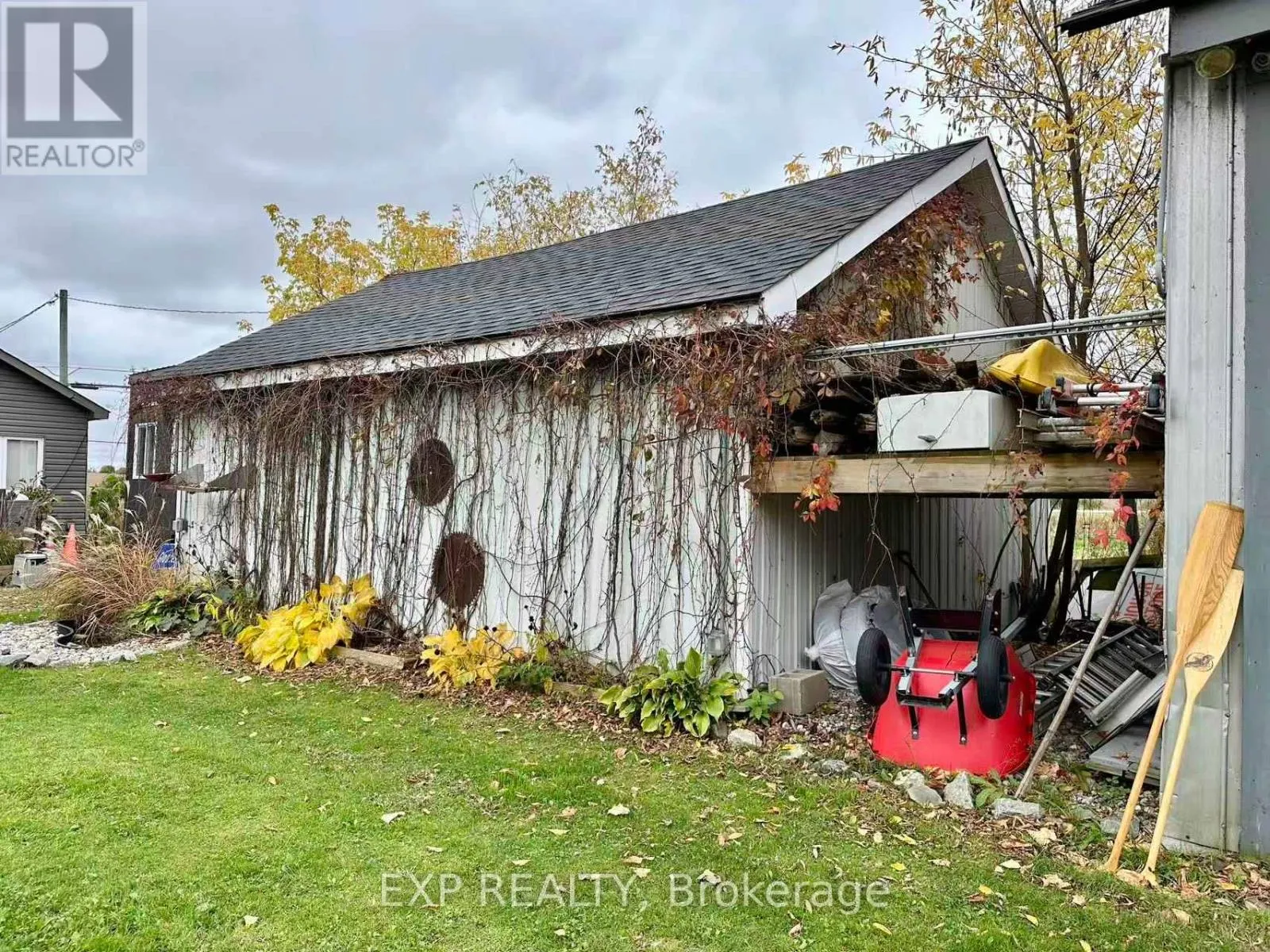 460 RIVER ROAD