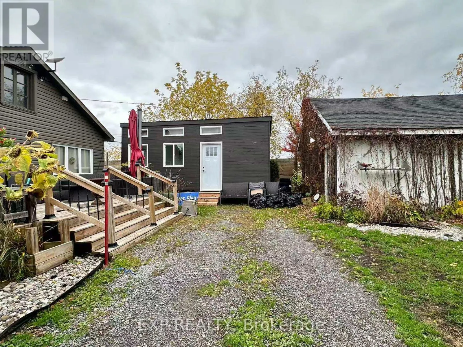460 RIVER ROAD