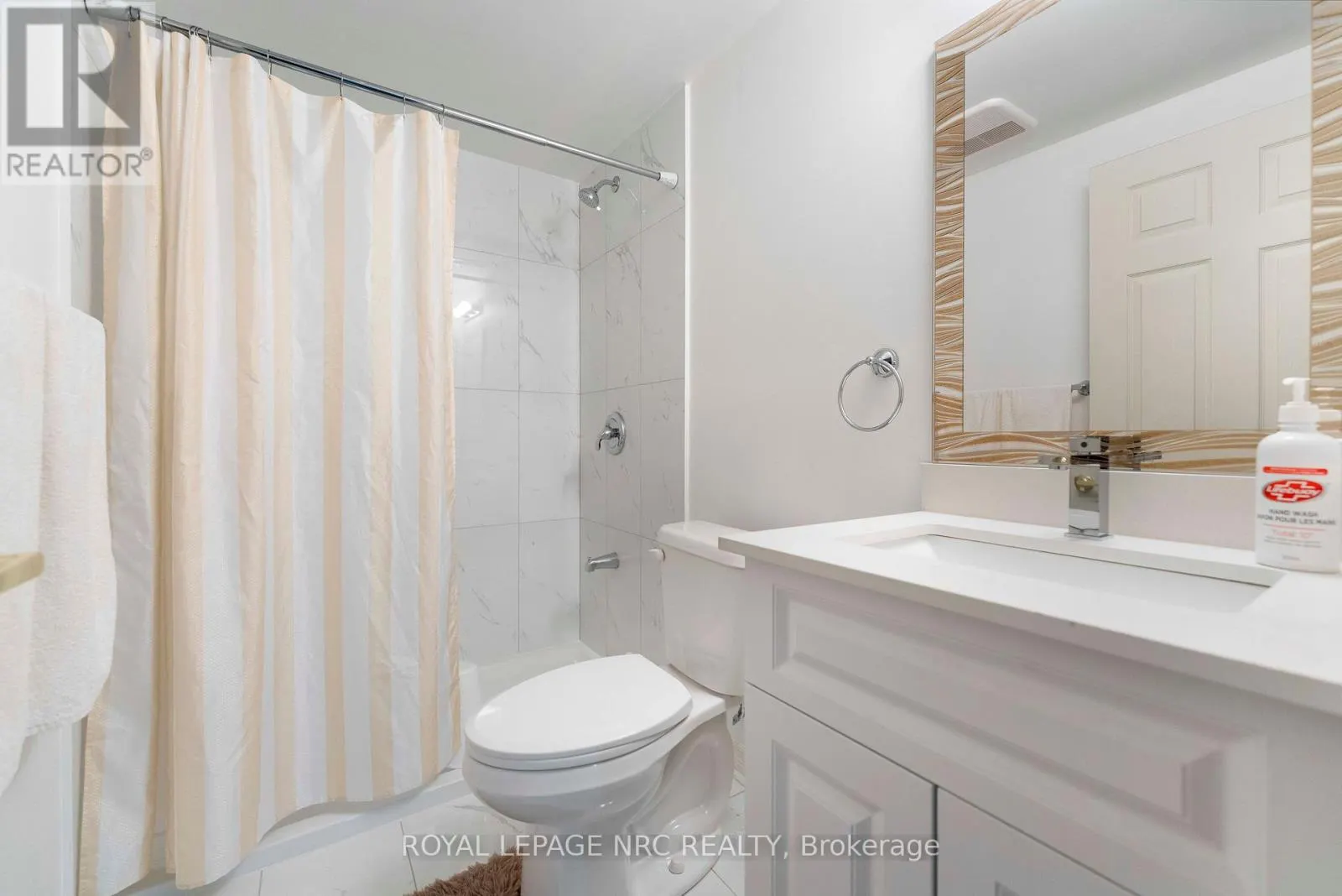 12 SWAN AVENUE
