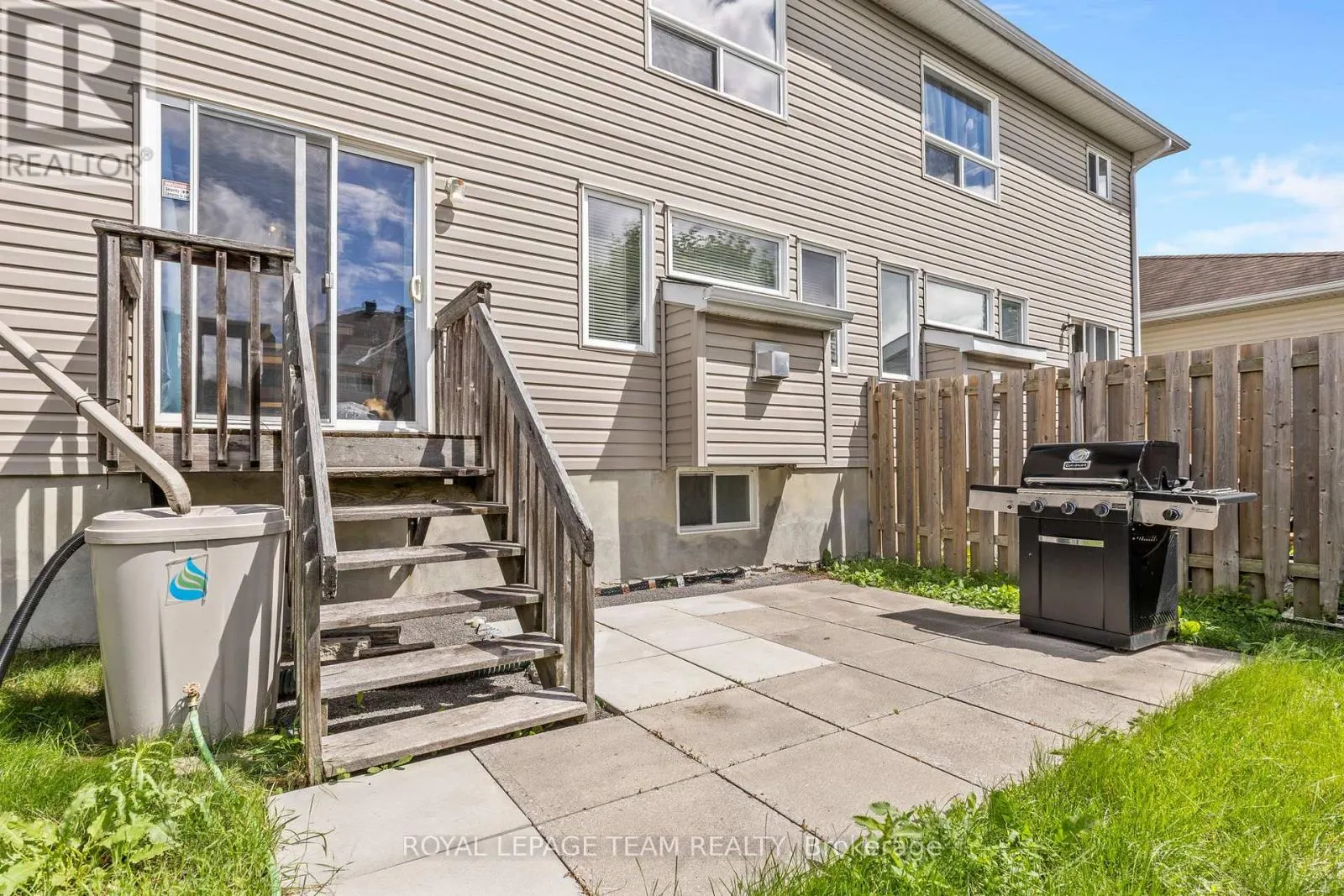 92 WOLFF CRESCENT
