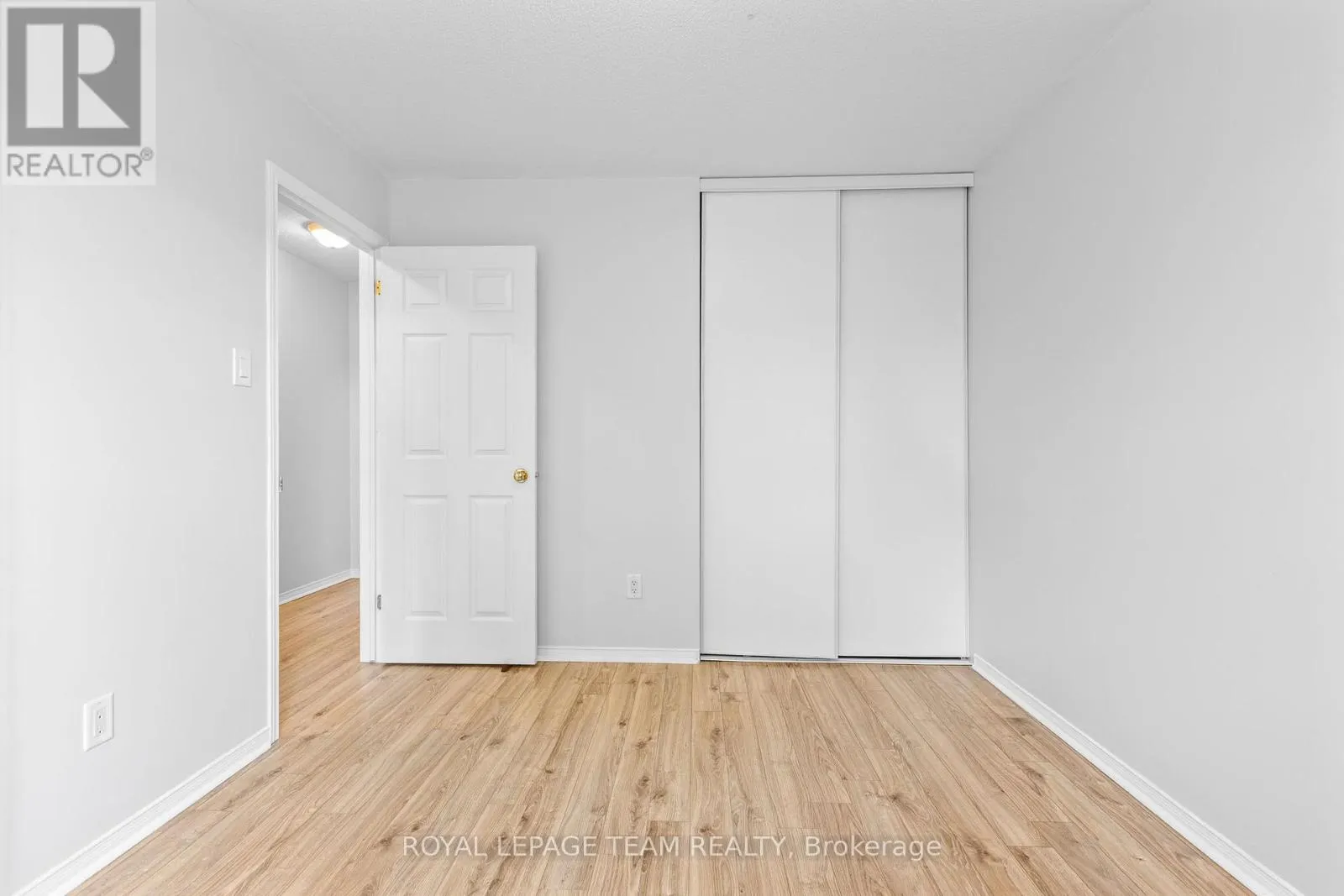 92 WOLFF CRESCENT