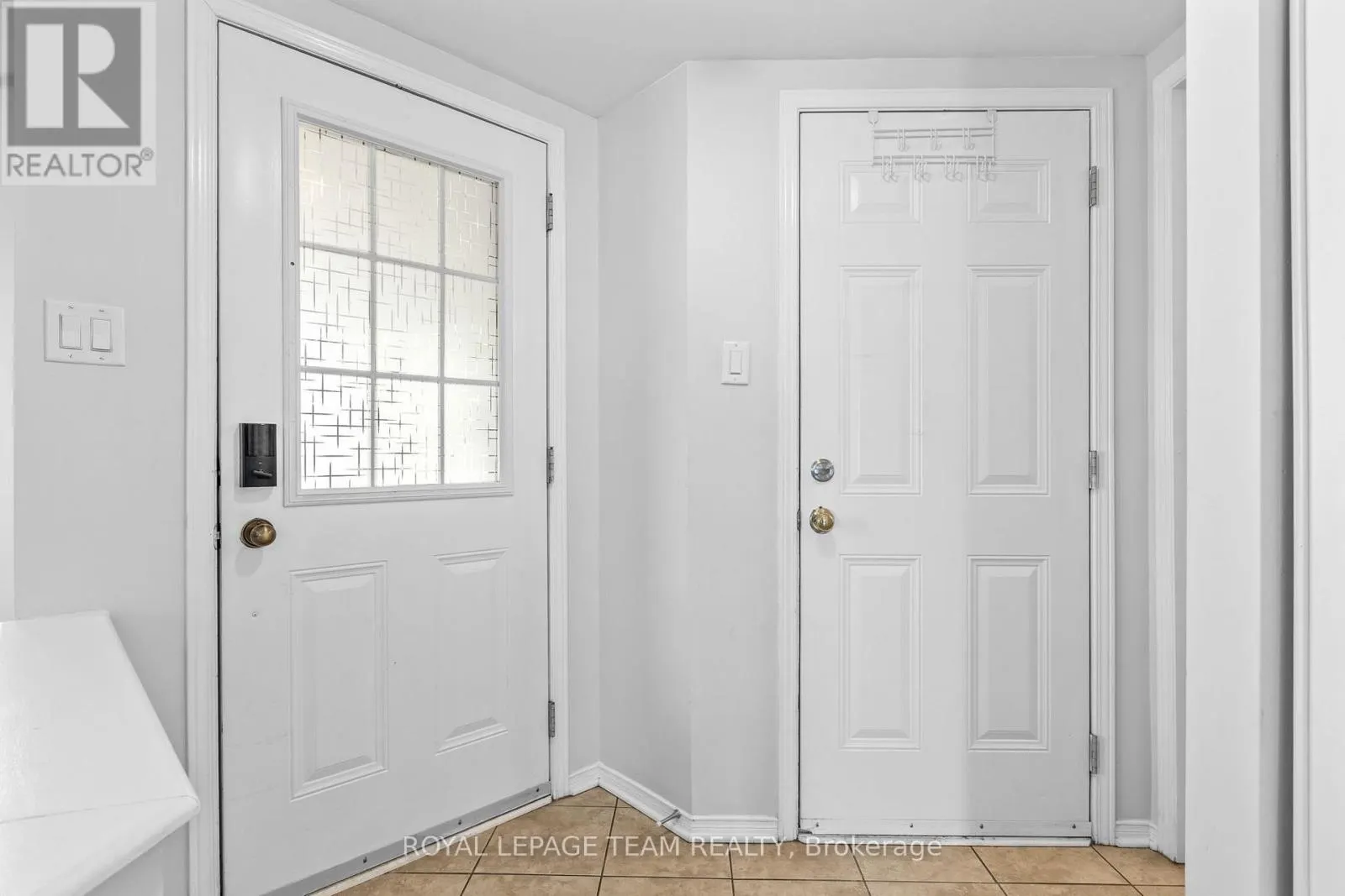 92 WOLFF CRESCENT