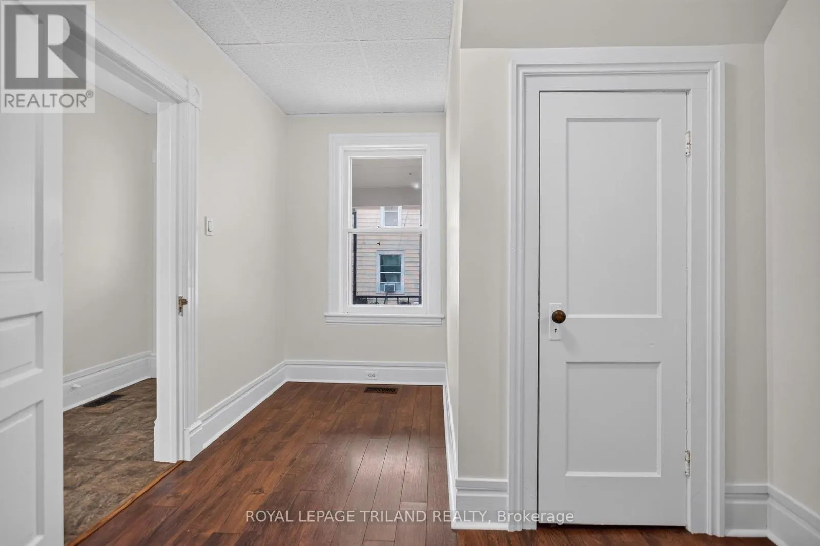 2.5 ANTRIM STREET