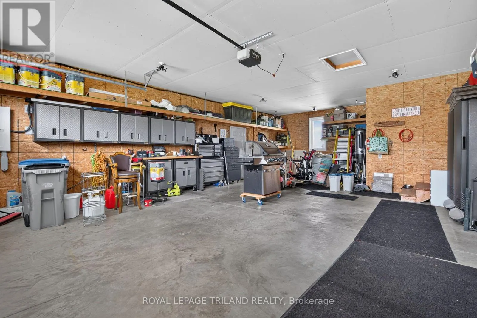 8578 VANCE DRIVE