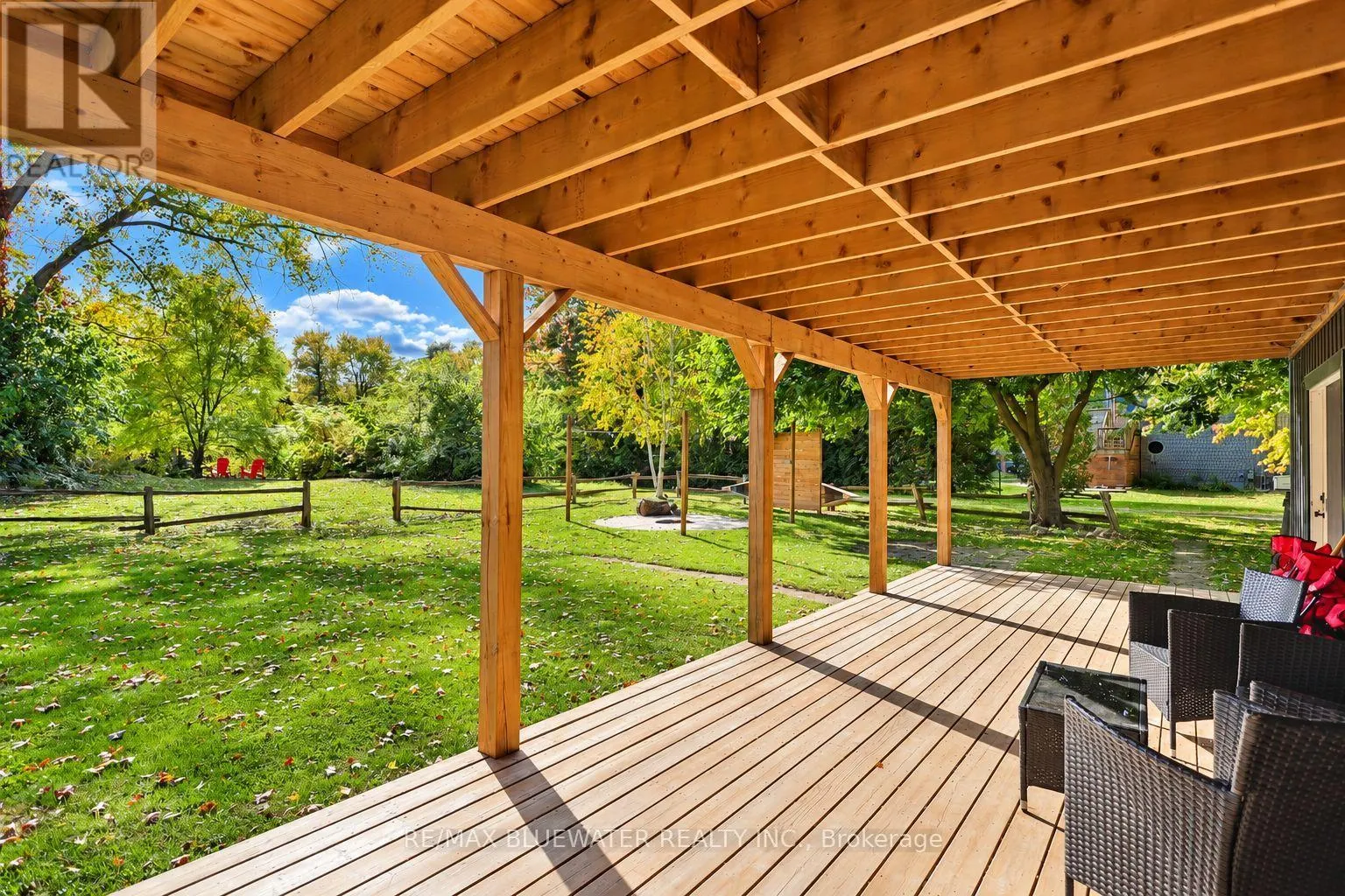 8437 DEFORE DRIVE