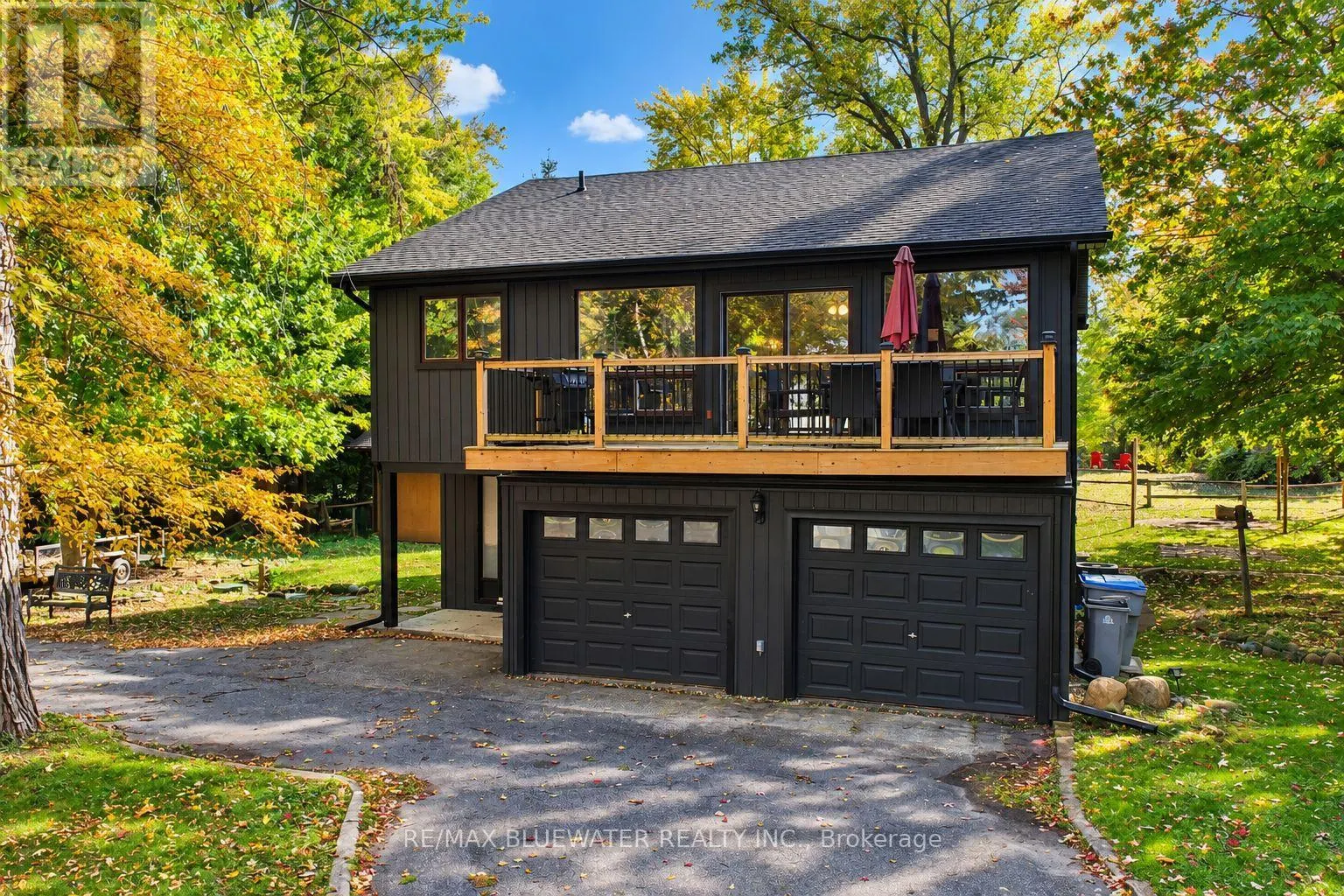 8437 DEFORE DRIVE