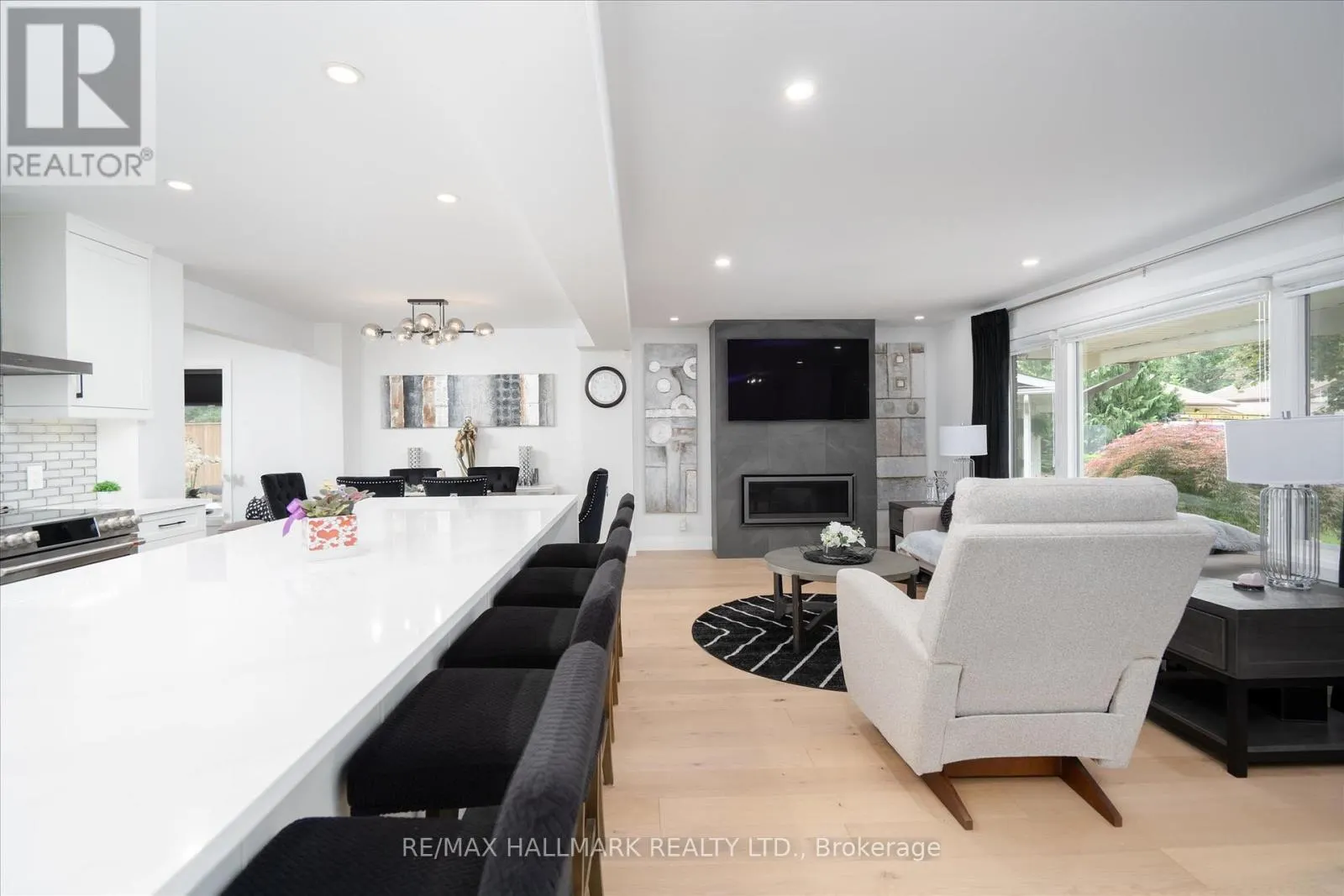 119 CHARLOTTE PLACE