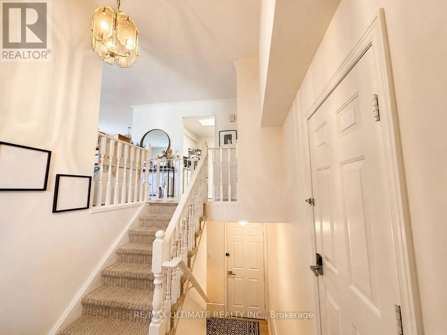 12 STONEY BROOK CRESCENT