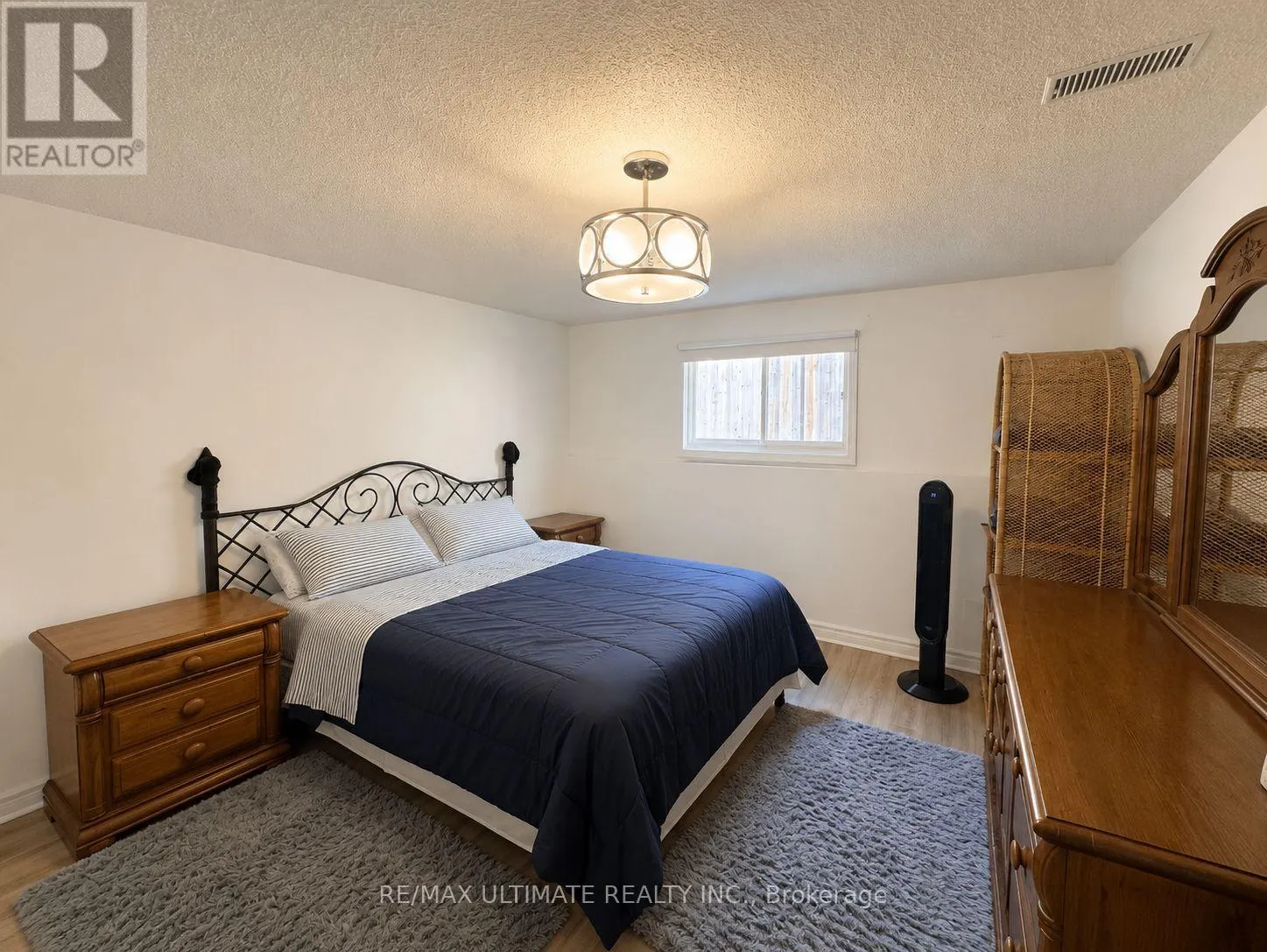 12 STONEY BROOK CRESCENT