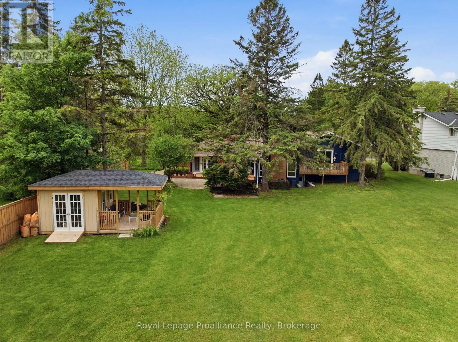 51 SELENA AVENUE