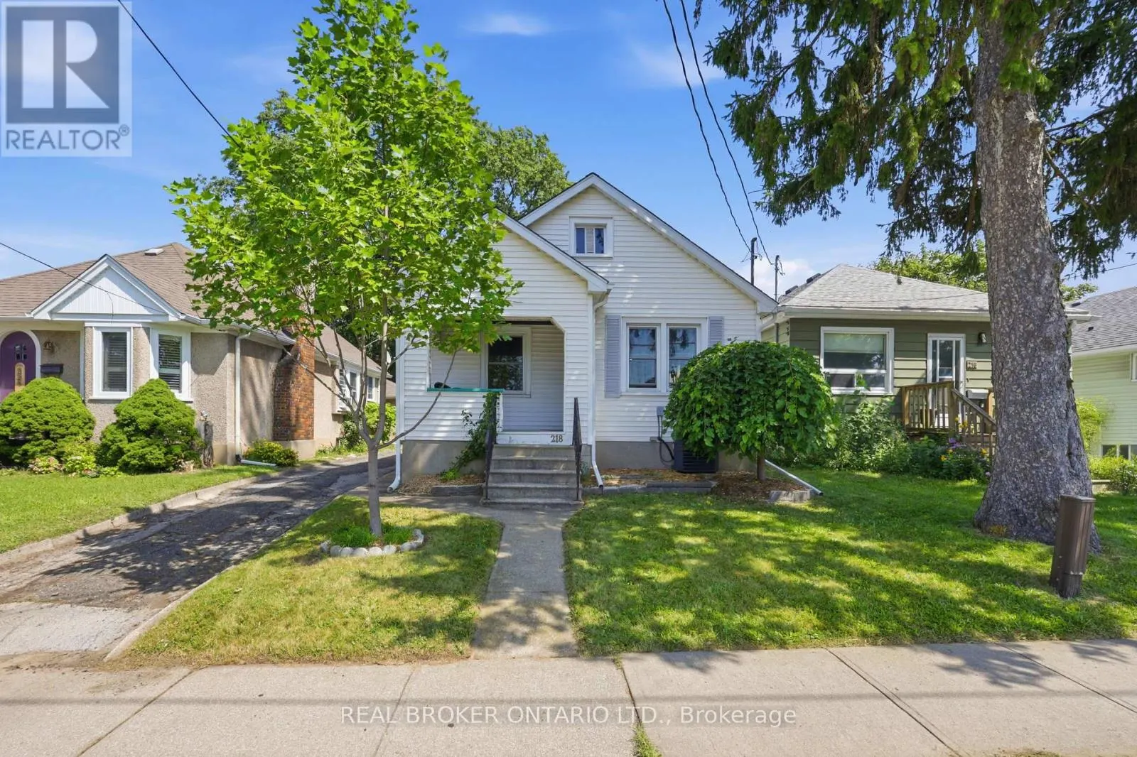 218 LAKE STREET