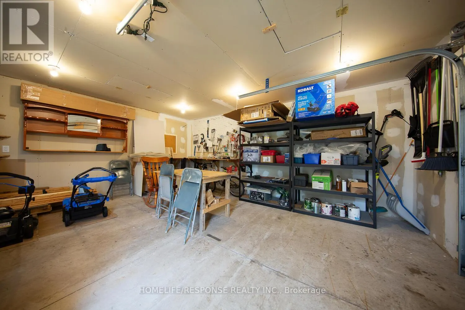 35 PARKDALE DRIVE