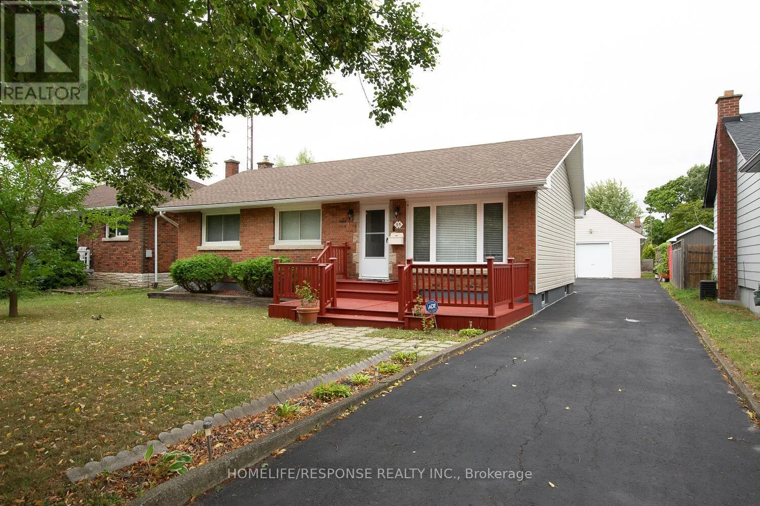 35 PARKDALE DRIVE