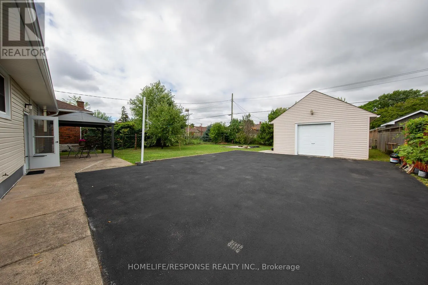 35 PARKDALE DRIVE