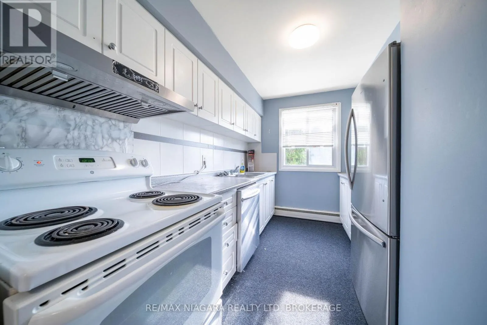 293-295 GLENRIDGE AVENUE