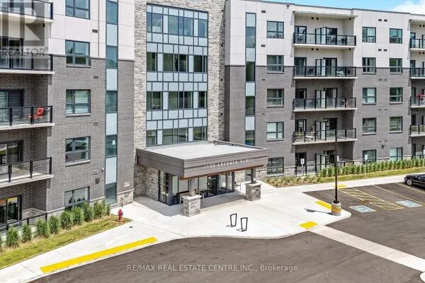 123 - 1100 LACKNER PLACE