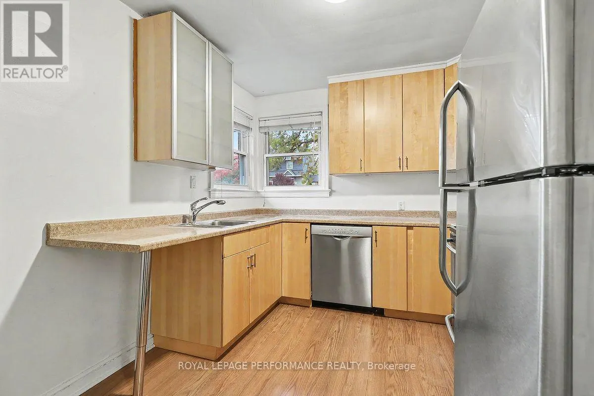 856 IROQUOIS ROAD
