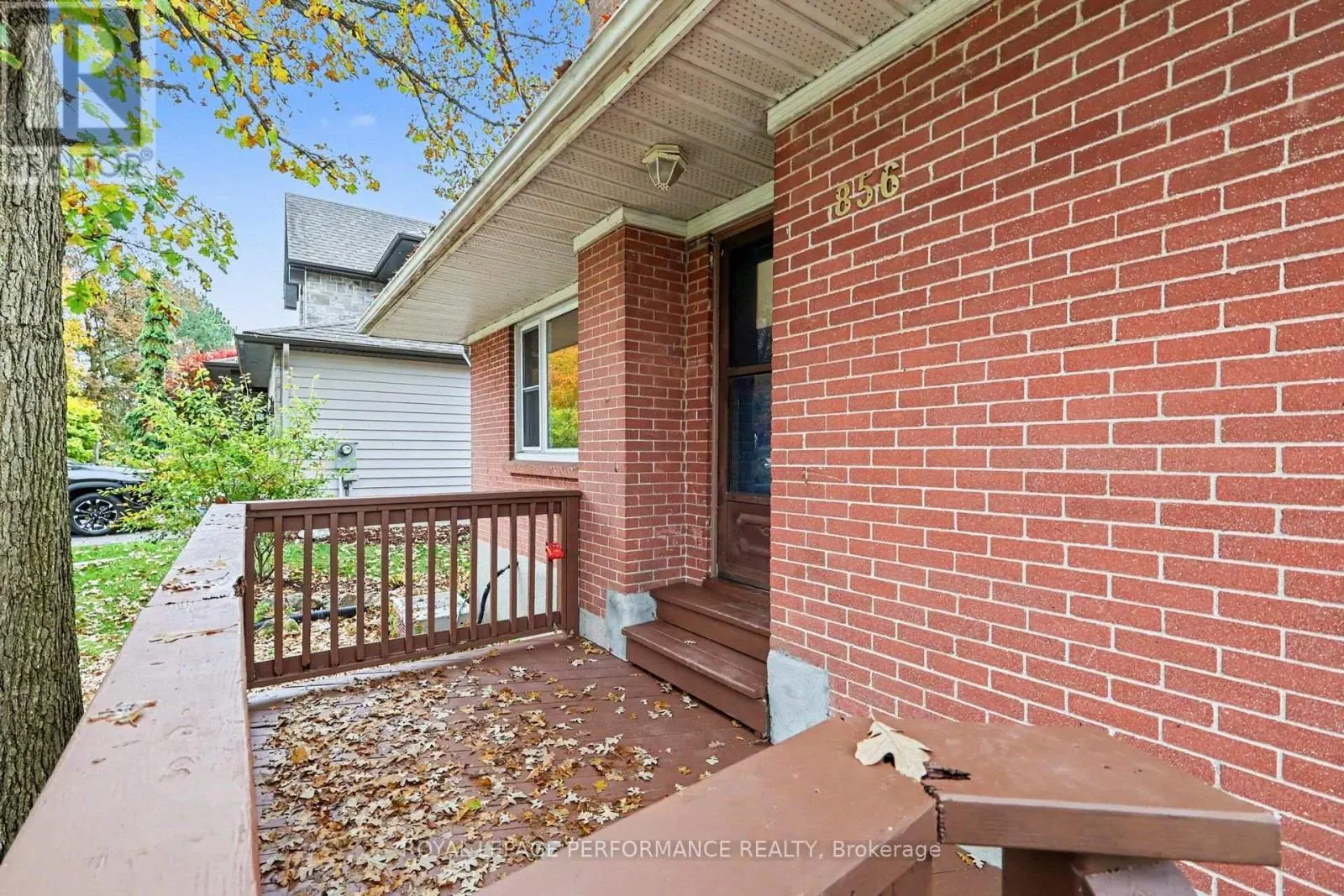 856 IROQUOIS ROAD