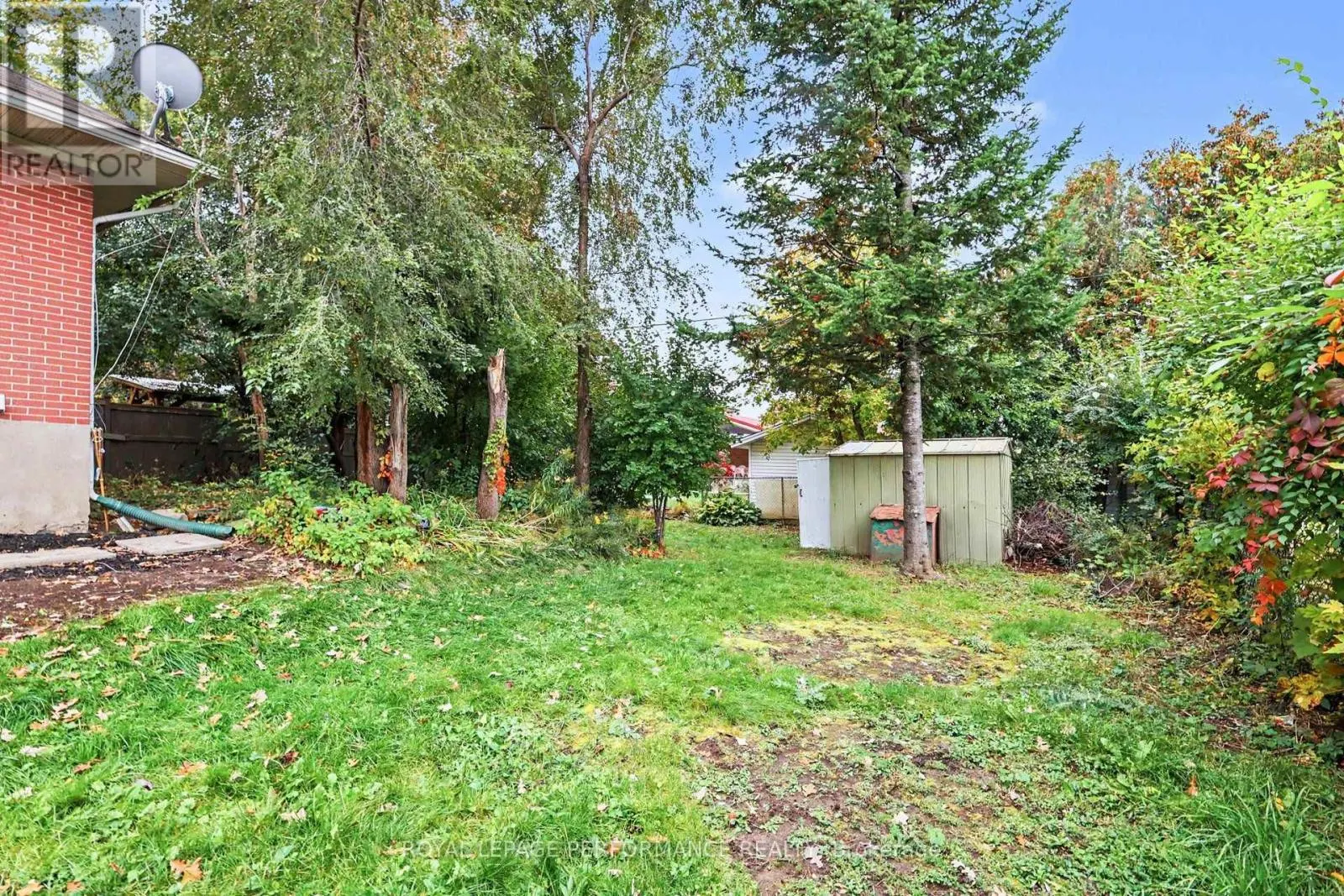 856 IROQUOIS ROAD