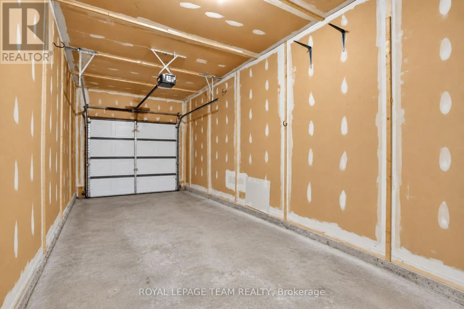 37C STONEHAVEN DRIVE