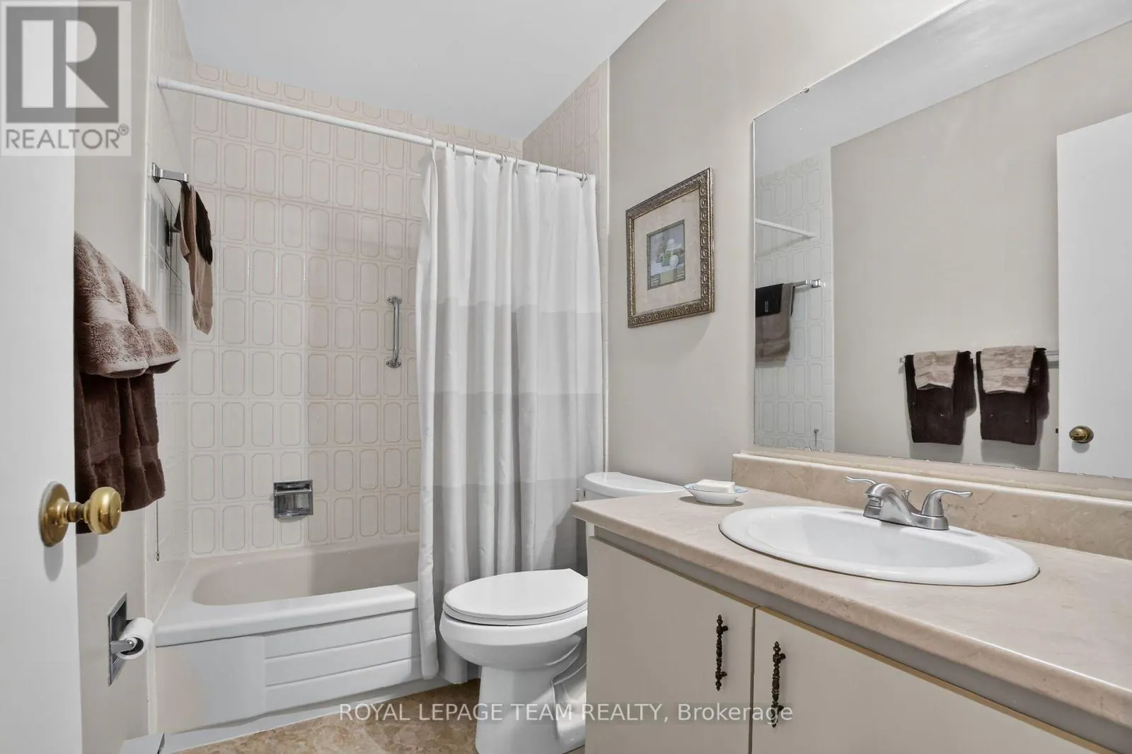 37C STONEHAVEN DRIVE