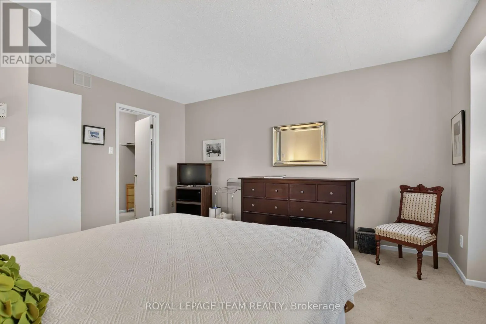 37C STONEHAVEN DRIVE