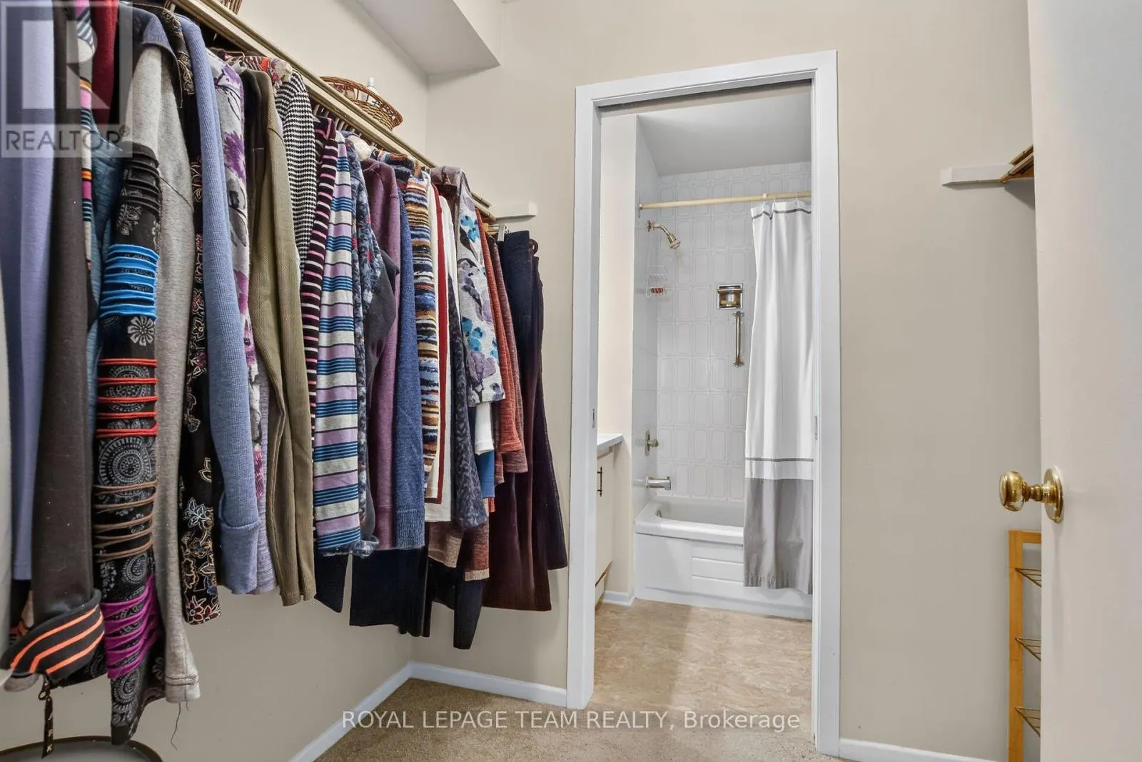37C STONEHAVEN DRIVE