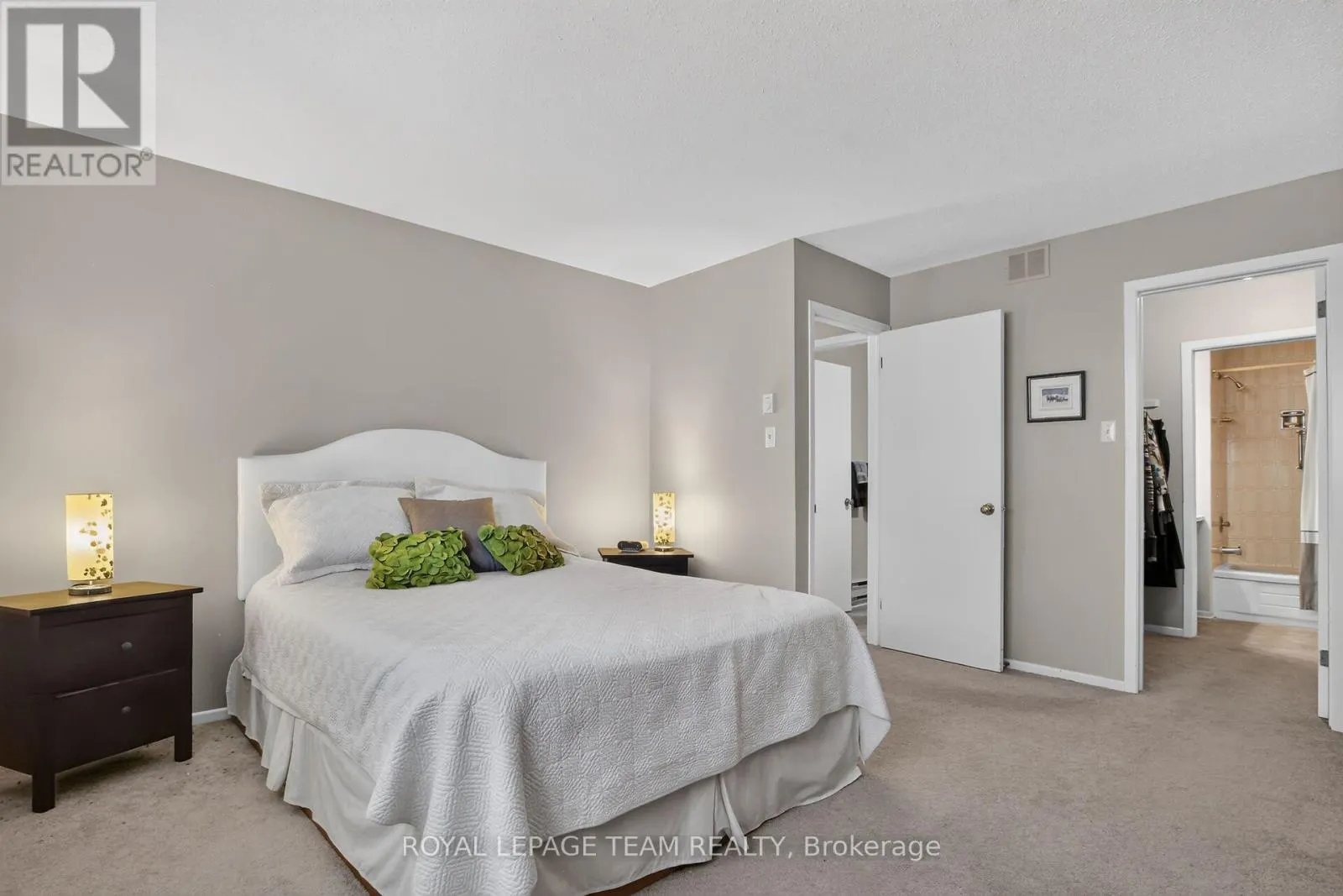 37C STONEHAVEN DRIVE