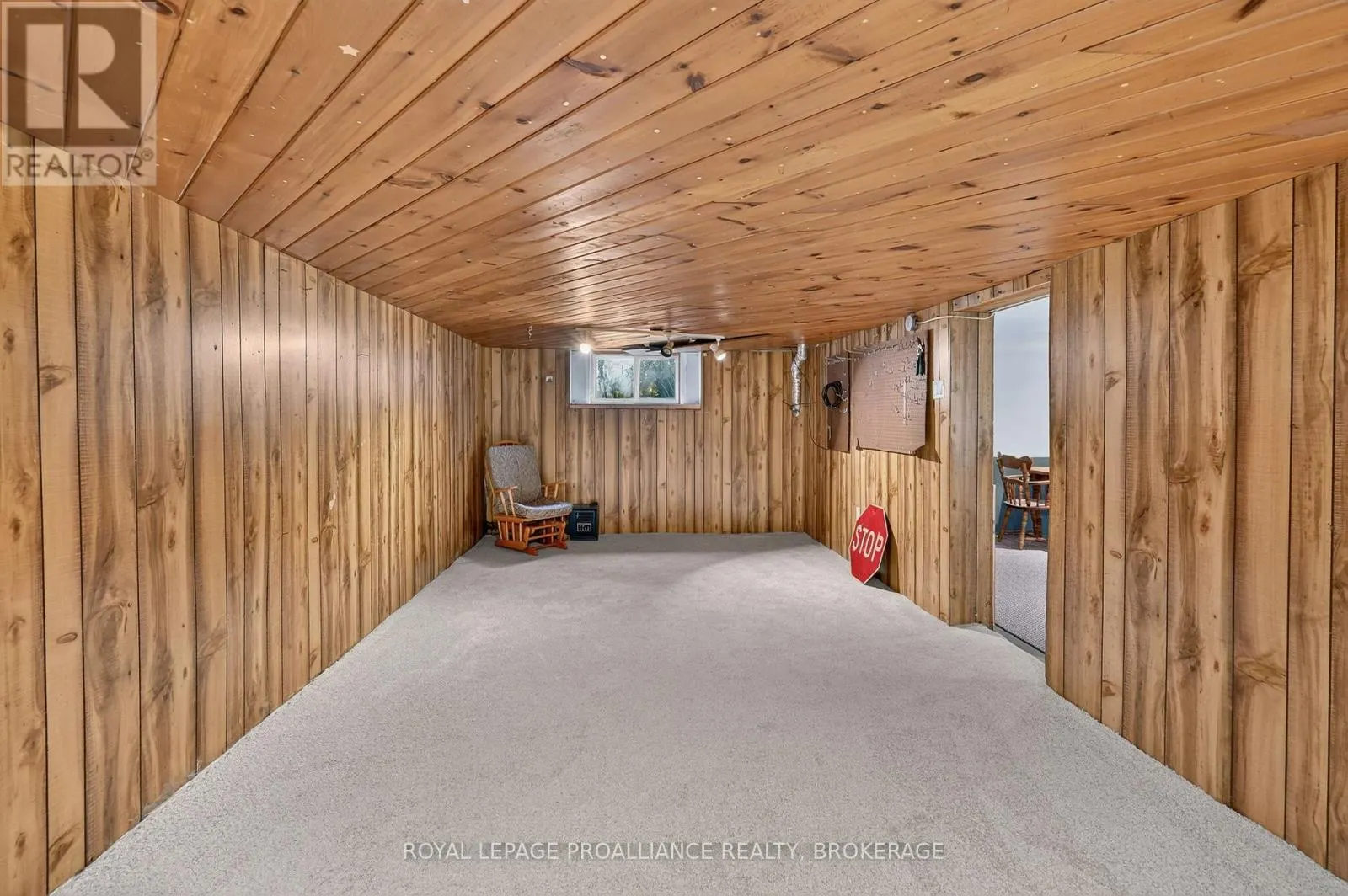 39 FAIRFIELD BOULEVARD