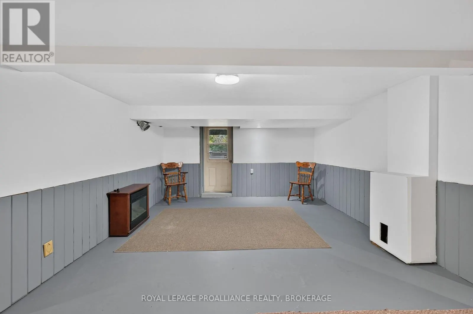39 FAIRFIELD BOULEVARD