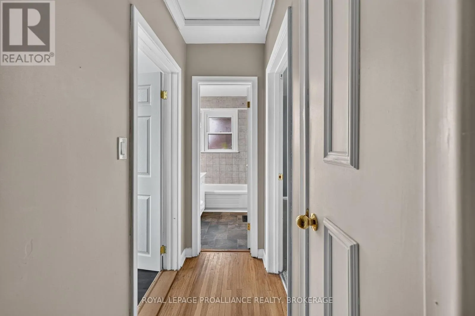 39 FAIRFIELD BOULEVARD